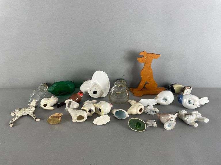 Group of Ceramic Animal Figurines and More - Matthew Bullock Auctioneers