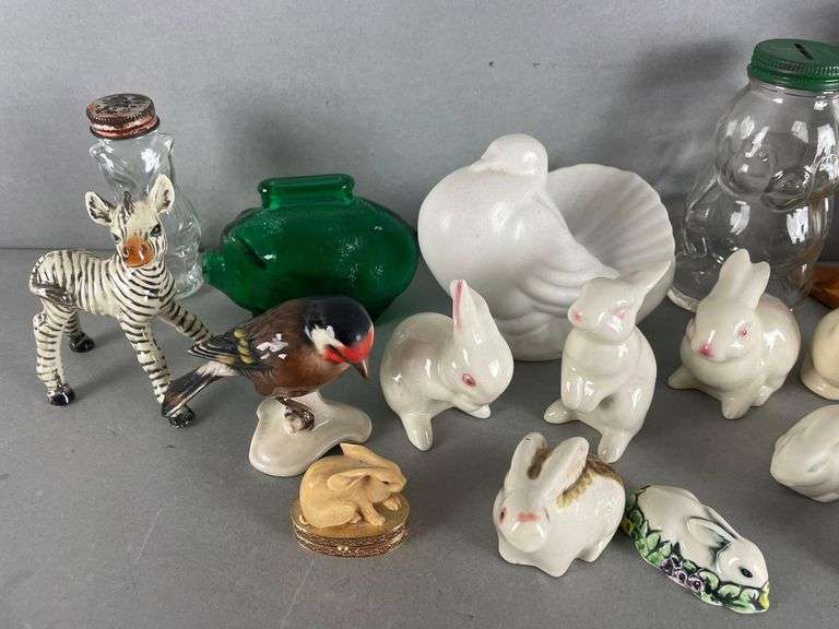 Group of Ceramic Animal Figurines and More - Matthew Bullock Auctioneers