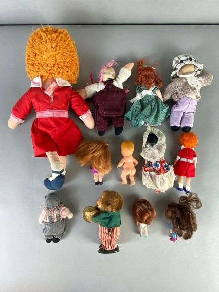 Group of Assorted Dolls and More - Matthew Bullock Auctioneers