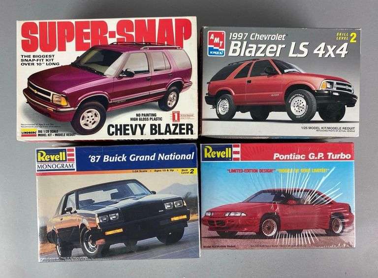 Unit 4 Model Kit Group of 4 Assorted Vehicles Plastic Model Kits - Matthew Bullock ...