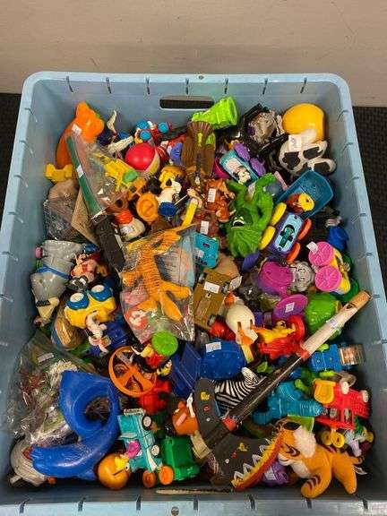 Group of Assorted Toys - Matthew Bullock Auctioneers