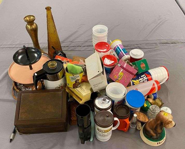 Group of Assorted Items - Matthew Bullock Auctioneers