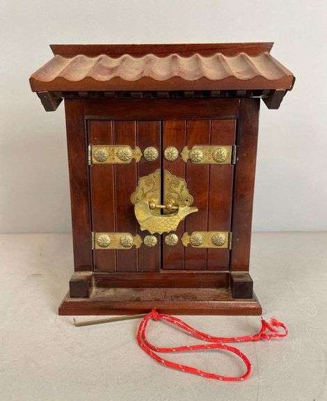 Japanese Lockbox Asian Style Wood Lock Box with Key - Matthew Bullock Auctioneers