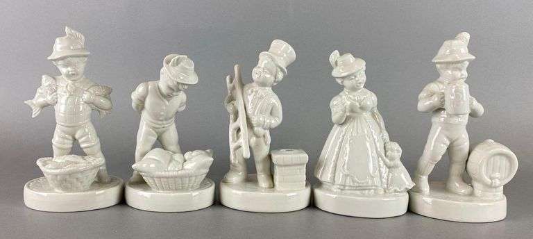 Group of 5 Dresden Porcelain Figurines - Matthew Bullock Auctioneers