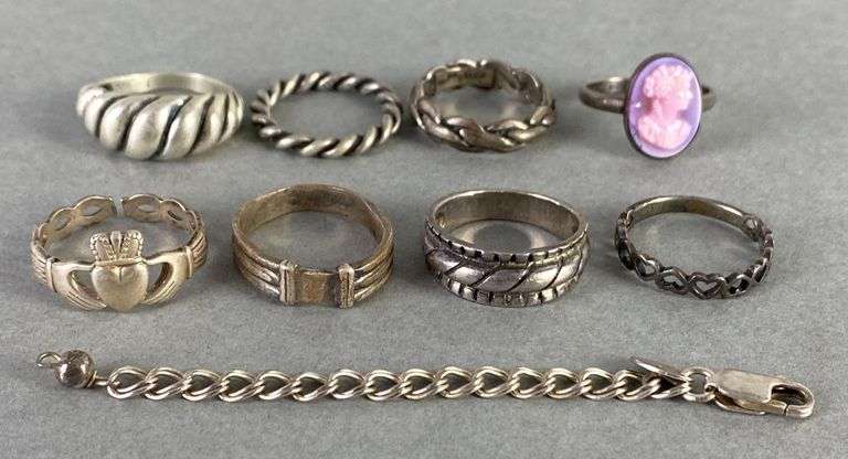 Group of Sterling Silver Rings and Chain - Matthew Bullock Auctioneers