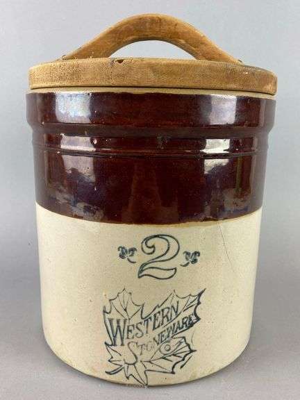 Antique Western Stoneware 2 Gallon Crock with Lid