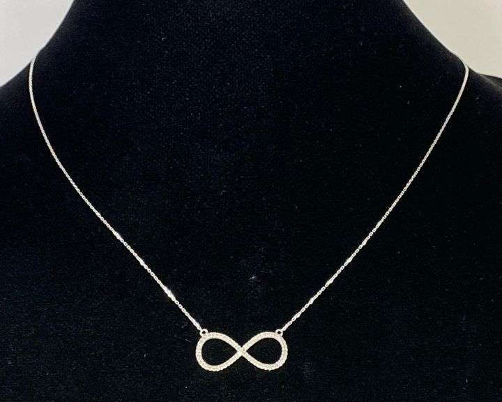 14K White Gold Diamond Infinity Chain Necklace