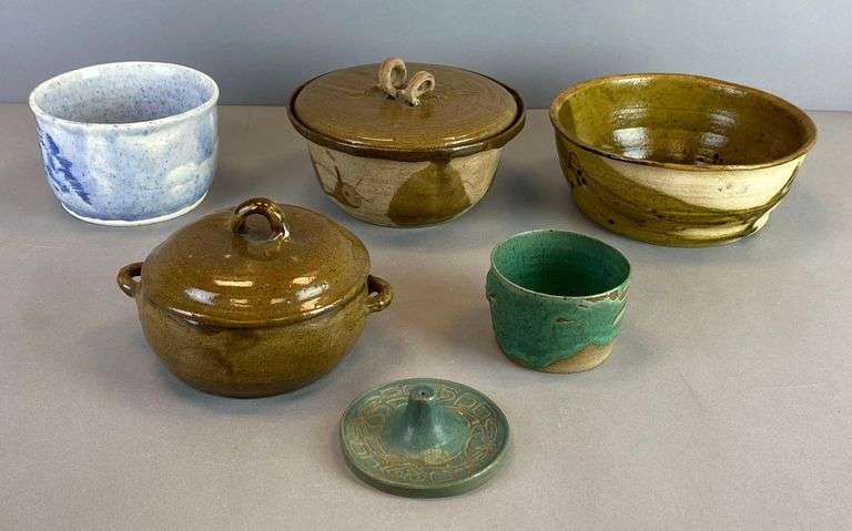 Group of B Smith Signed Art Pottery - Matthew Bullock Auctioneers
