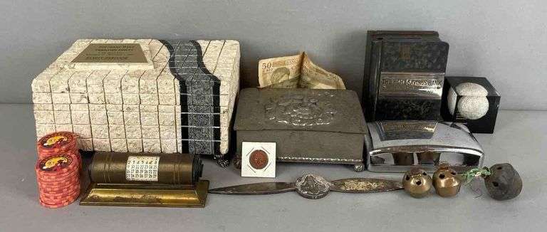 Group of Assorted Items - Matthew Bullock Auctioneers
