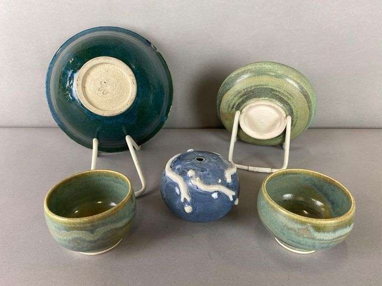 Group of 5 Signed Art Pottery Items - Matthew Bullock Auctioneers
