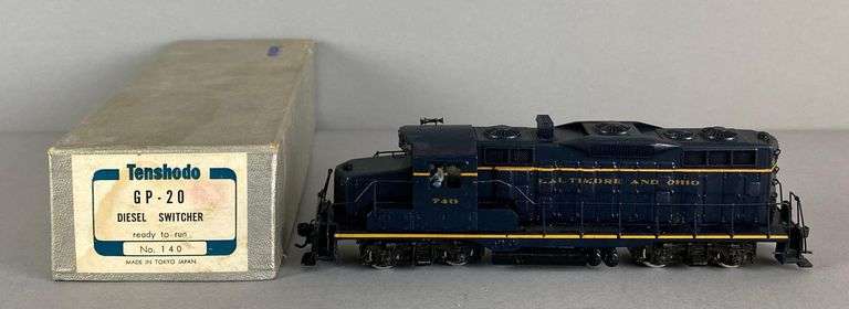 Tenshodo Brass HO Scale B and O GP-20 Diesel Switcher Locomotive
