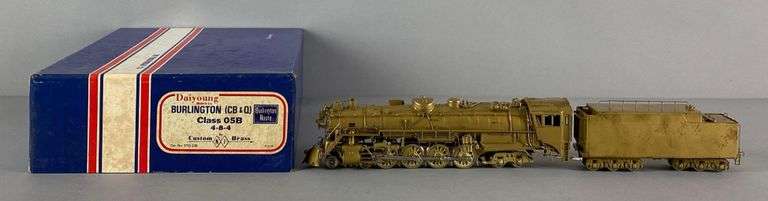 Daiyoung Brass HO Scale BR 4-8-4 Locomotive and Tender
