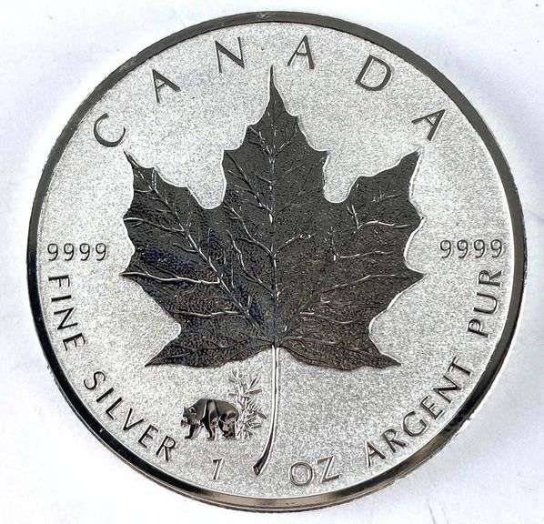 2017 Canada $5 Maple Leaf with Grizzly Bear Privy 1 oz .999 Fine Silver Coin