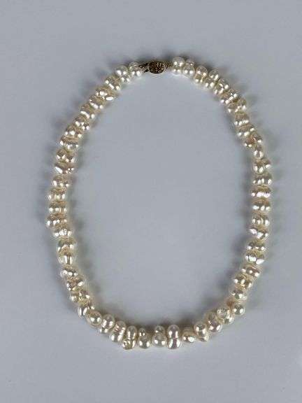 14K Gold Clasped Cluster Pearl Necklace