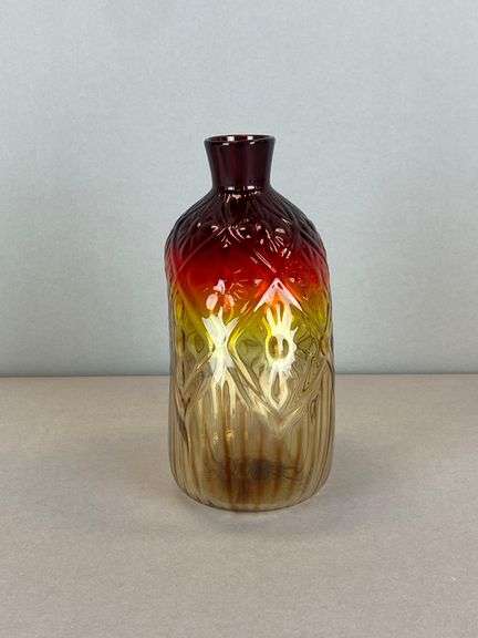 MMA Daisy Diamond Amberina Glass Vase