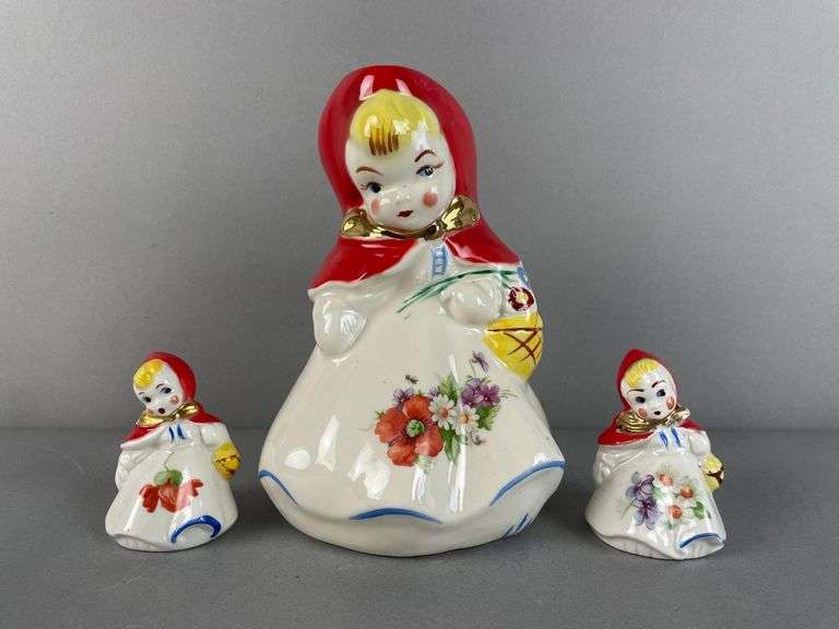 Vintage Hull Little Red Riding Hood Pitcher and Shaker Set