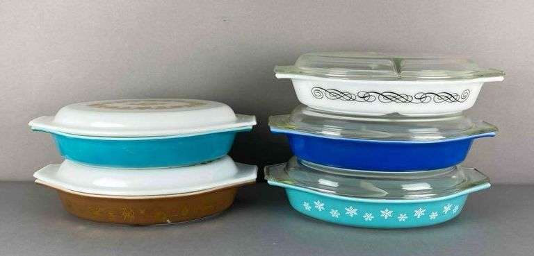 Group of 5 Pyrex Split Casserole Glass Dishes