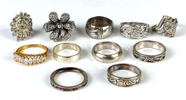 Group of 11 Sterling Silver Rings