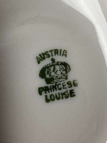 Princess Louise Floral Porcelain Inkwell