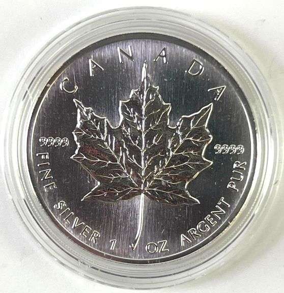 1993 Canada 1 oz .999 Fine Silver Maple Leaf in Cap