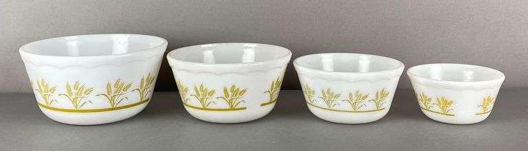 Set of 4 White Glass Wheat Motif Nesting Mixing Bowls