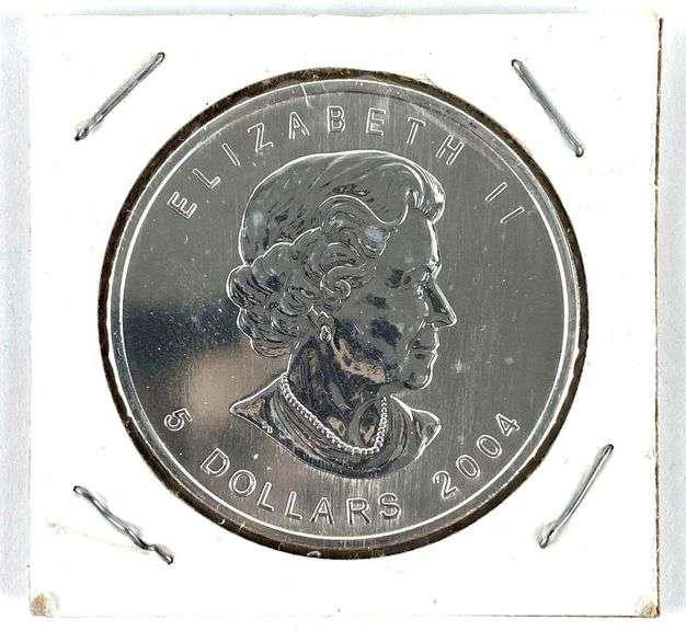 2004 Canada $5 Maple Leaf 1 oz .9999 Fine Silver Coin