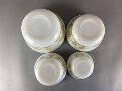 Set of 4 White Glass Wheat Motif Nesting Mixing Bowls