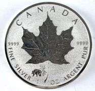 2017 Canada $5 Maple Leaf with Grizzly Bear Privy 1 oz .999 Fine Silver Coin