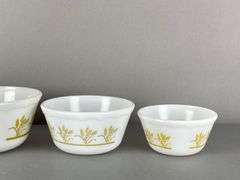 Set of 4 White Glass Wheat Motif Nesting Mixing Bowls