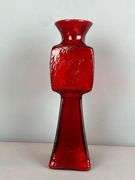 Sun Emblem Red Textured Glass Vase