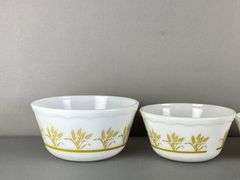 Set of 4 White Glass Wheat Motif Nesting Mixing Bowls