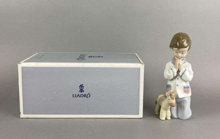 Lladro Porcelain Bless Us All Figurine