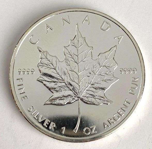 2007 Canada $5 Maple Leaf 1 oz .999 Fine Silver Coin