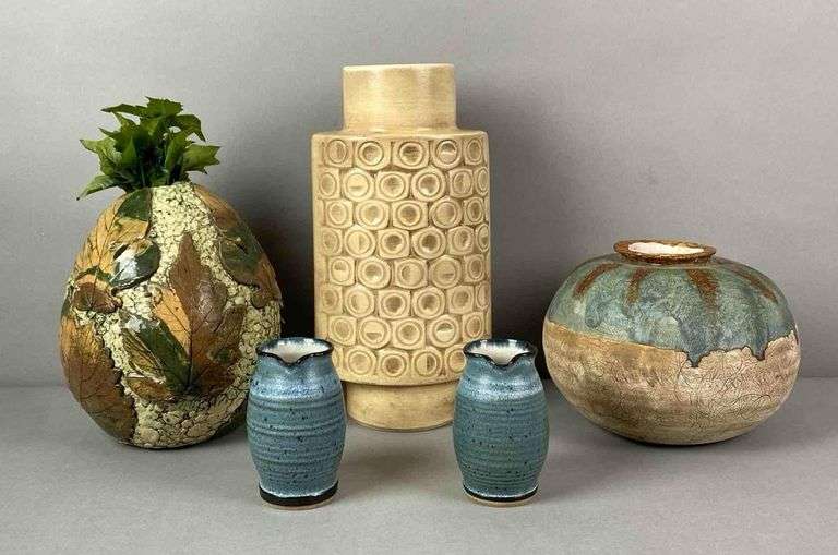 Group of 5 Art Pottery Pieces - Matthew Bullock Auctioneers