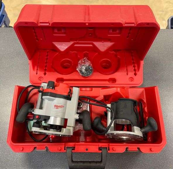 Milwaukee Heavy Duty Router Kit - Matthew Bullock Auctioneers
