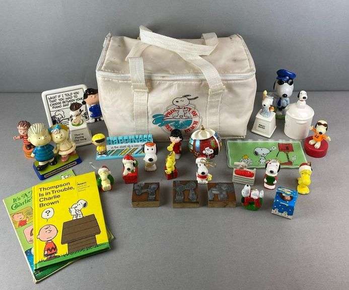 Group of Assorted Peanuts Decorations and More - Matthew Bullock ...