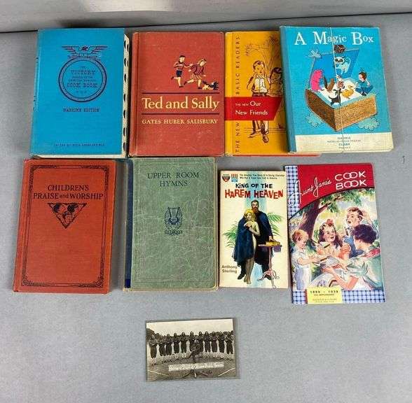 Group of 9 Vintage Literature Books - Matthew Bullock Auctioneers
