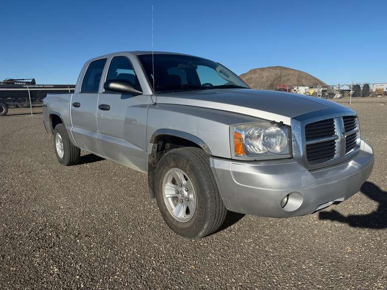 2006 Dodge Dakota V8 Quad Cab 4x4 Truck