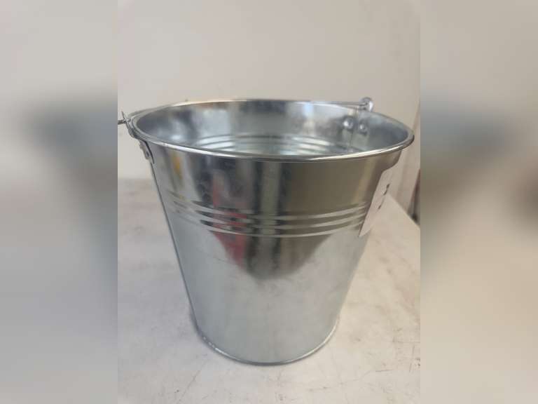 Unused Galvanized Steel 15L Bucket