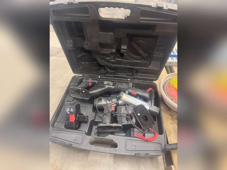 Craftsman Cordless 19.2 V Tool Kit