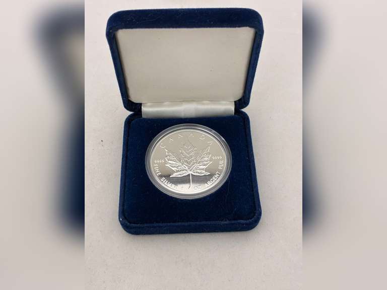 1994 Cdn Silver Maple Leaf  Coin- .999 Silver
