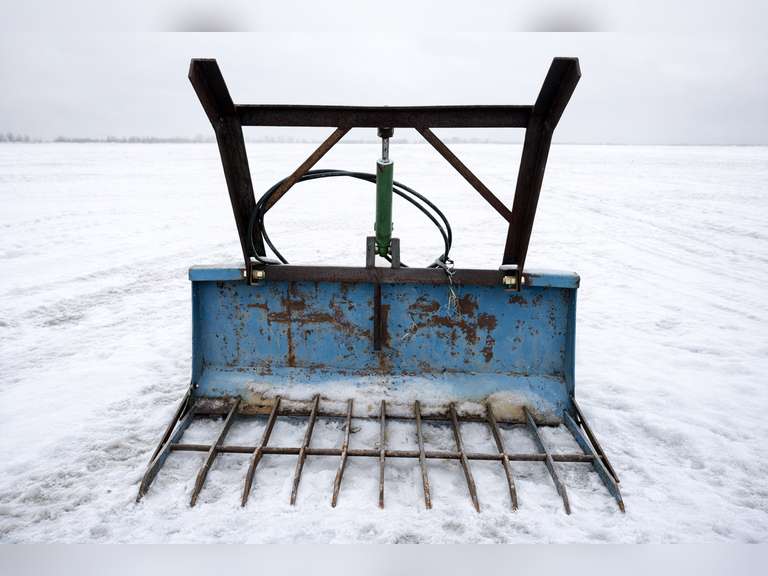 Manure Bucket w/ Home Built Grapple for Skidsteer