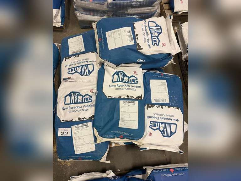 Bag of Hen Scratch Feed 30-30-30 (Barley Wheat, Corn) - Must Take 12 Times the Bid Price