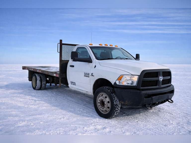 2017 Dodge Ram 5500 Heavy Duty Dual Flat Deck Truck