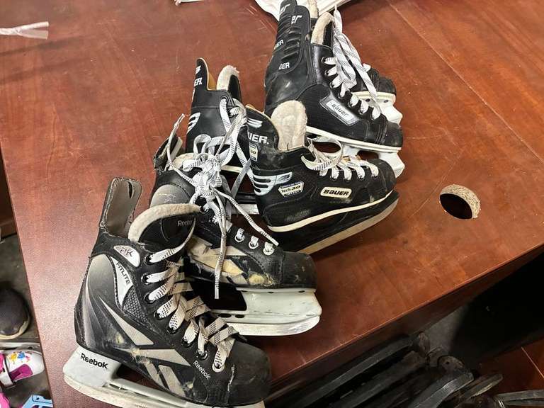 (3) Pairs of Jr Hockey Skates
