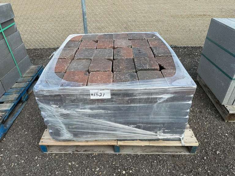 (24) Approx. 8 3/8" x 6 1/2" x 2 3/8" Patio Blocks