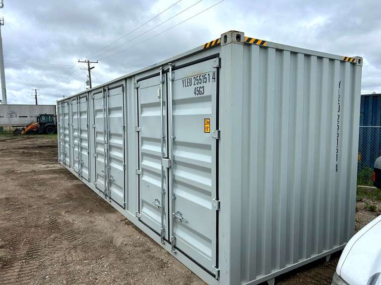 40' Sea Can with (4) Side Doors