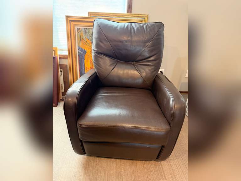 Electric Rocker/Recliner Chair