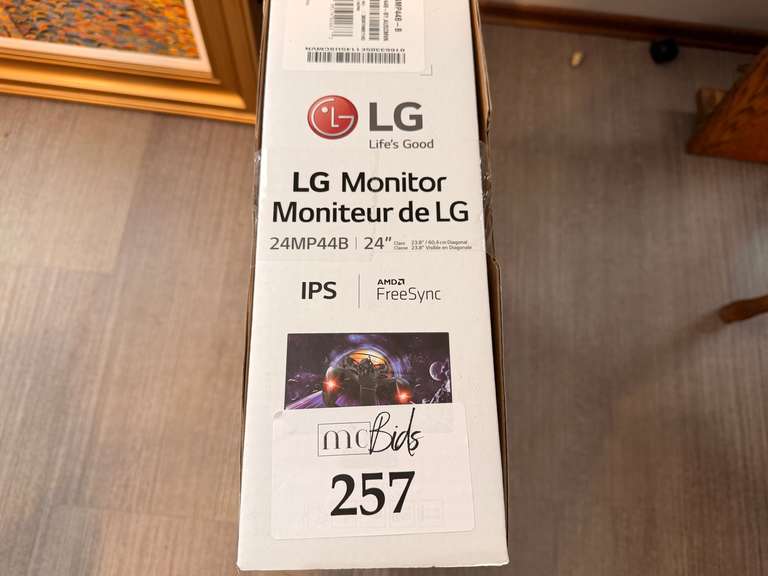 LG Monitor in Box