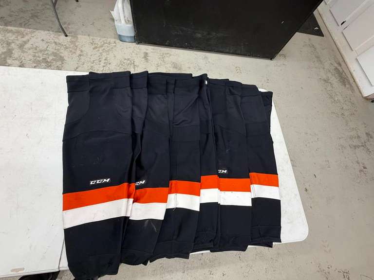 (6) CCM Pairs of L Hockey Socks